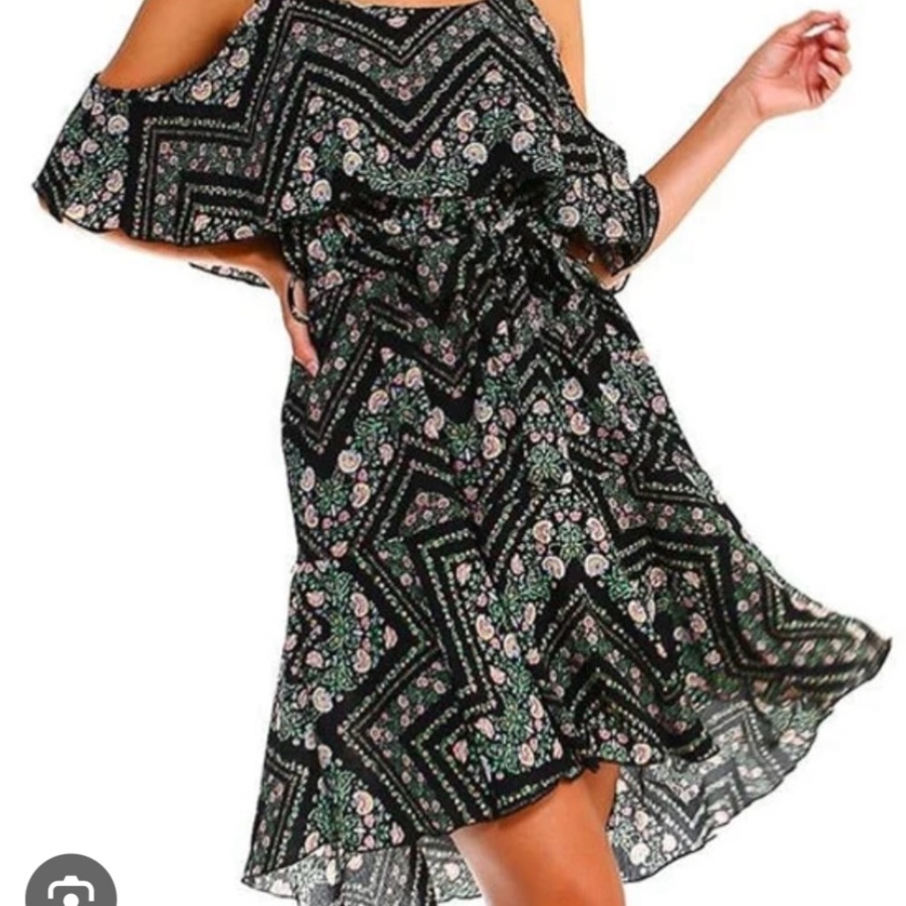 Miley & Molly size large, floral sun dress hi low hem